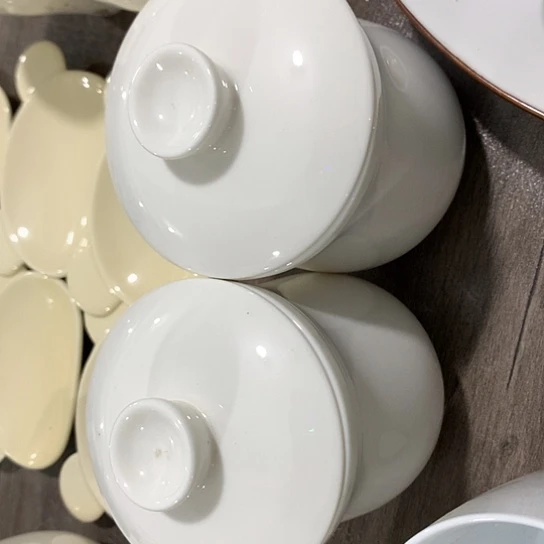 紫砂陶瓷材料研究中心