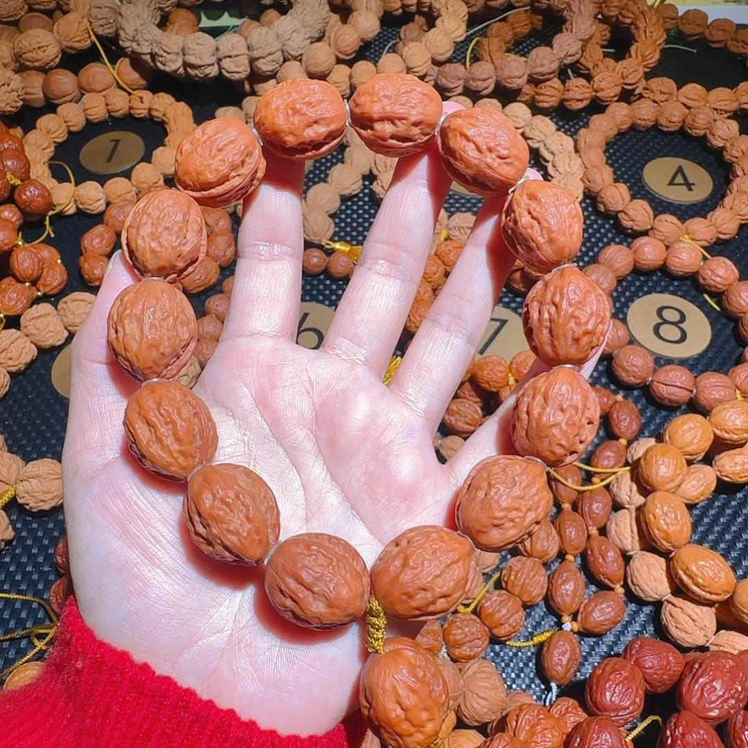 文玩核桃吊坠招财大枣手持