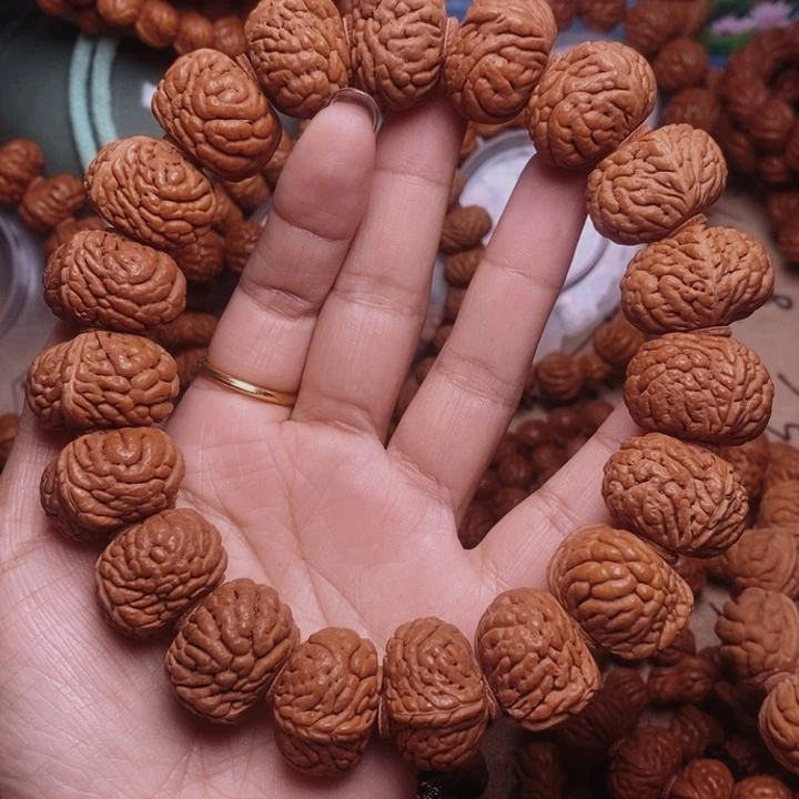 怡***友手串文玩核桃龙纹桃核