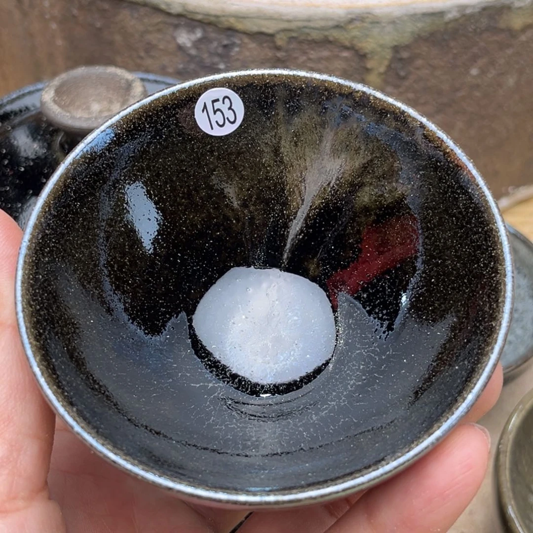 茶盏义兴龙窑坚持真柴烧