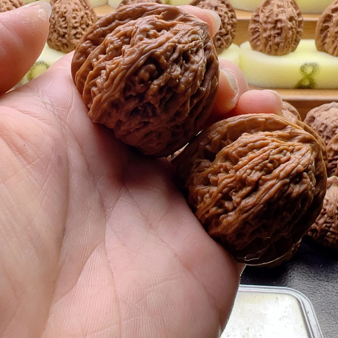 核桃密纹手把件37