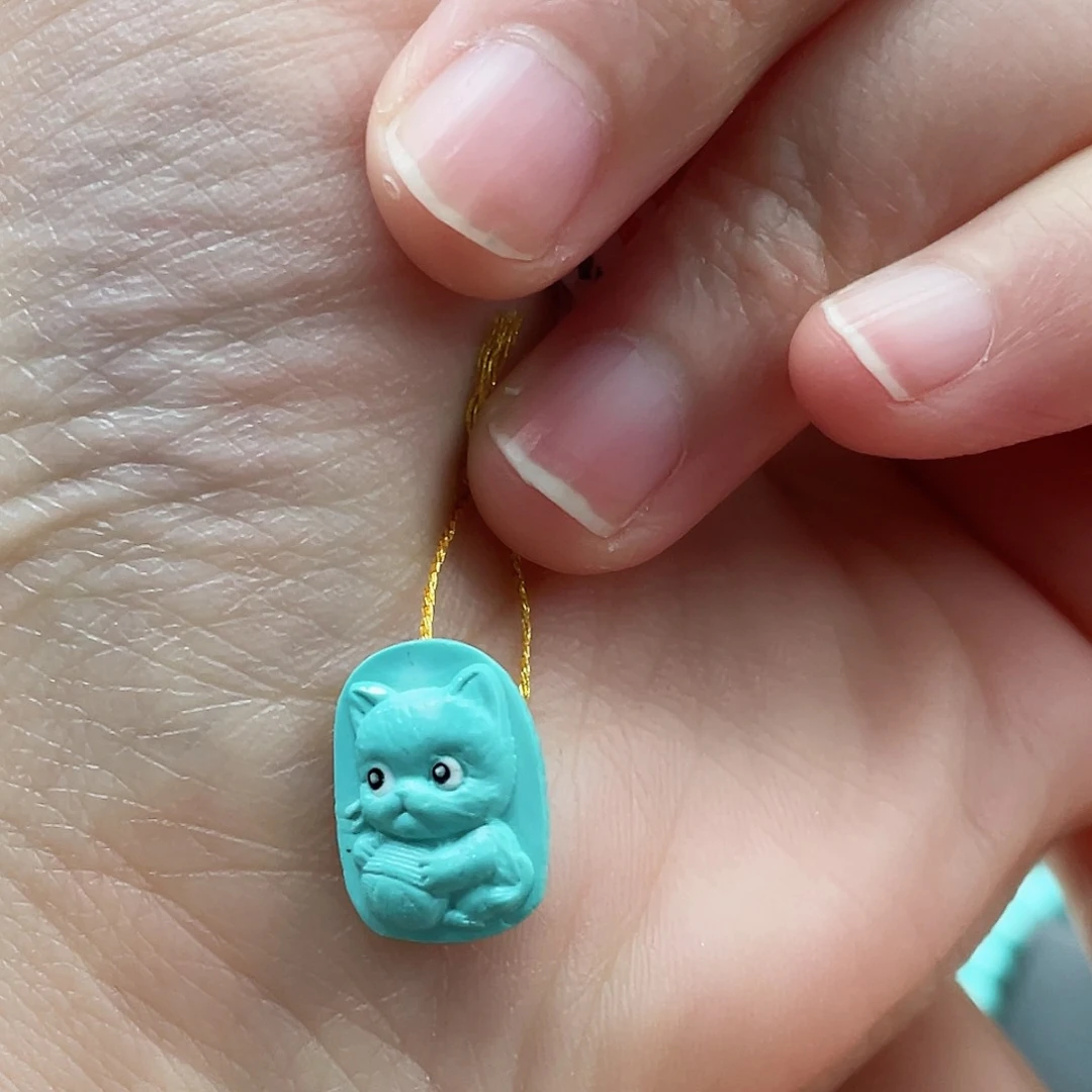 绿松石颈饰未镶嵌