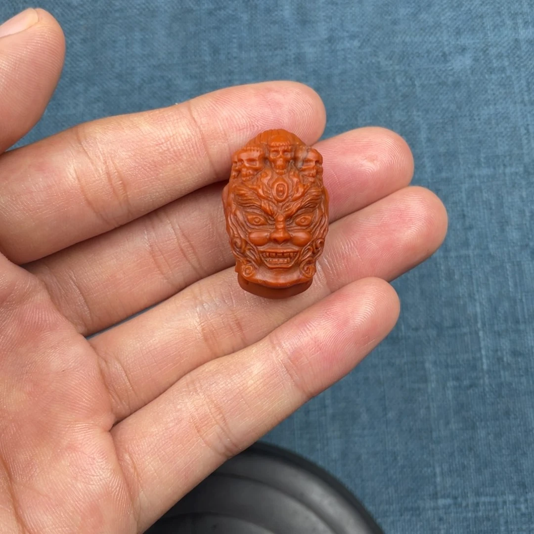 未镶嵌配饰南红玛瑙