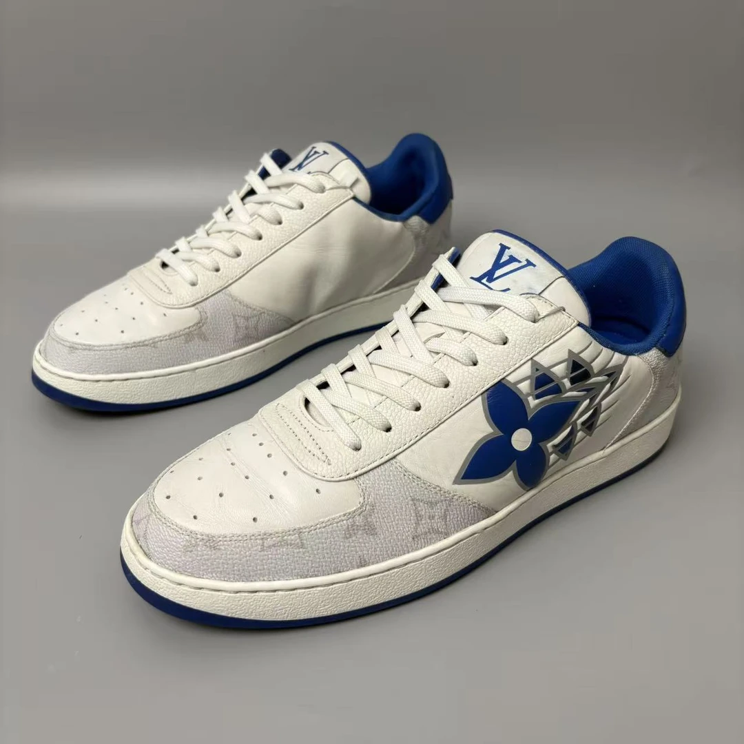 95新 LouisVuitton/路易威登 白蓝四叶草时尚男士板鞋39.5码jx250