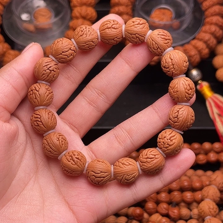 手串桃核精品绣球手串1.3