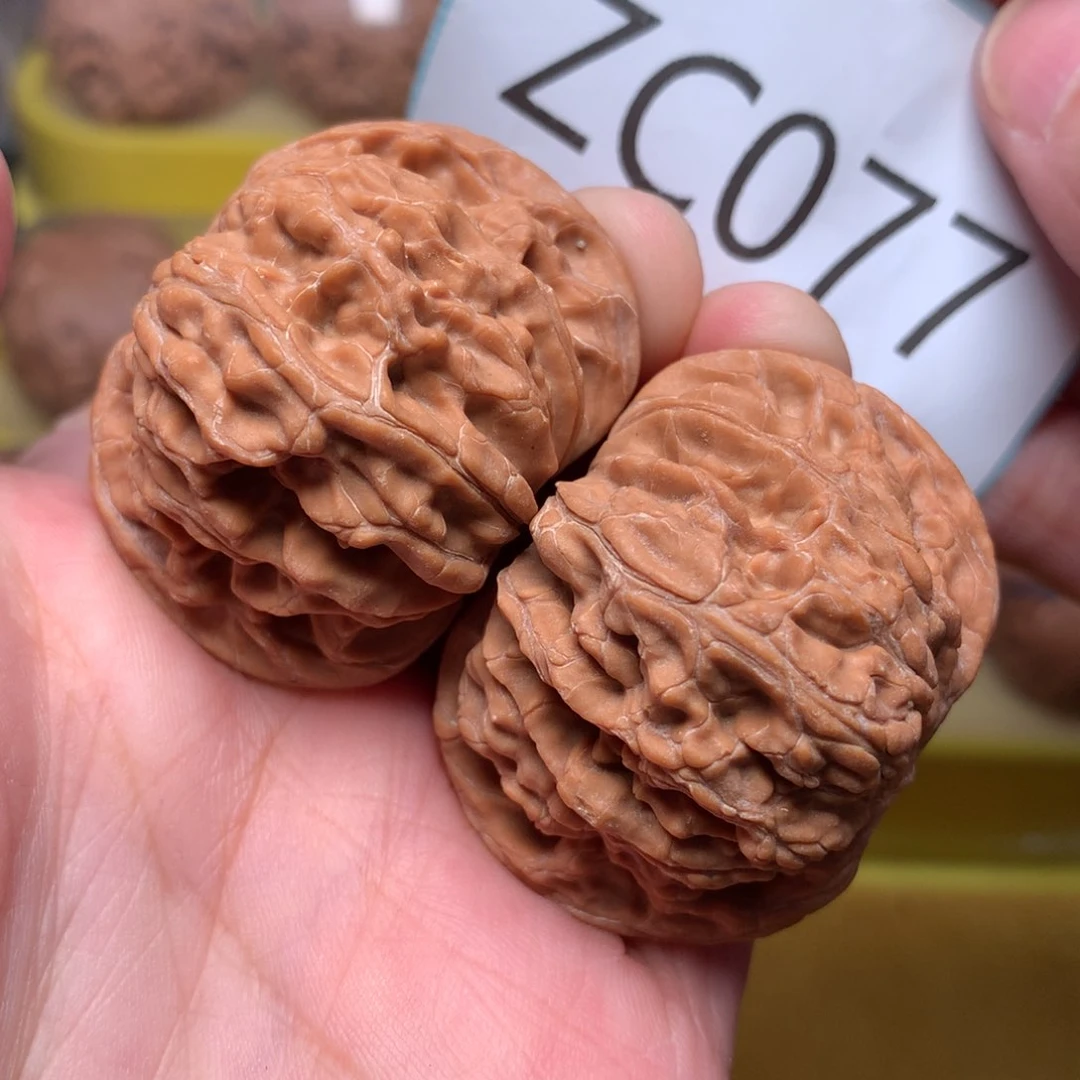 文玩核桃把件山地正磨42