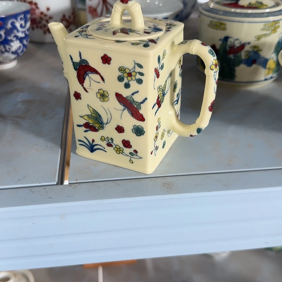 瓷片摆件等方式在不同行业上