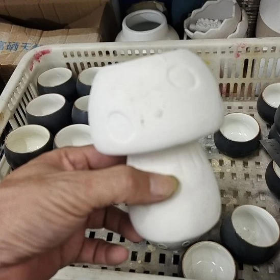 微瑕陶瓷盆12包邮