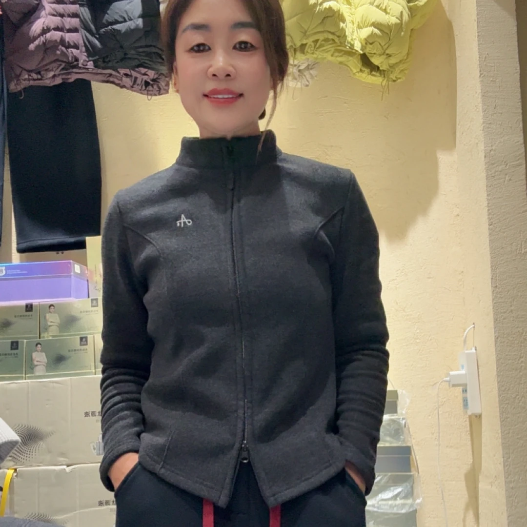 彦丽家：立领德绒加厚显瘦双拉链小外套打底衫两穿