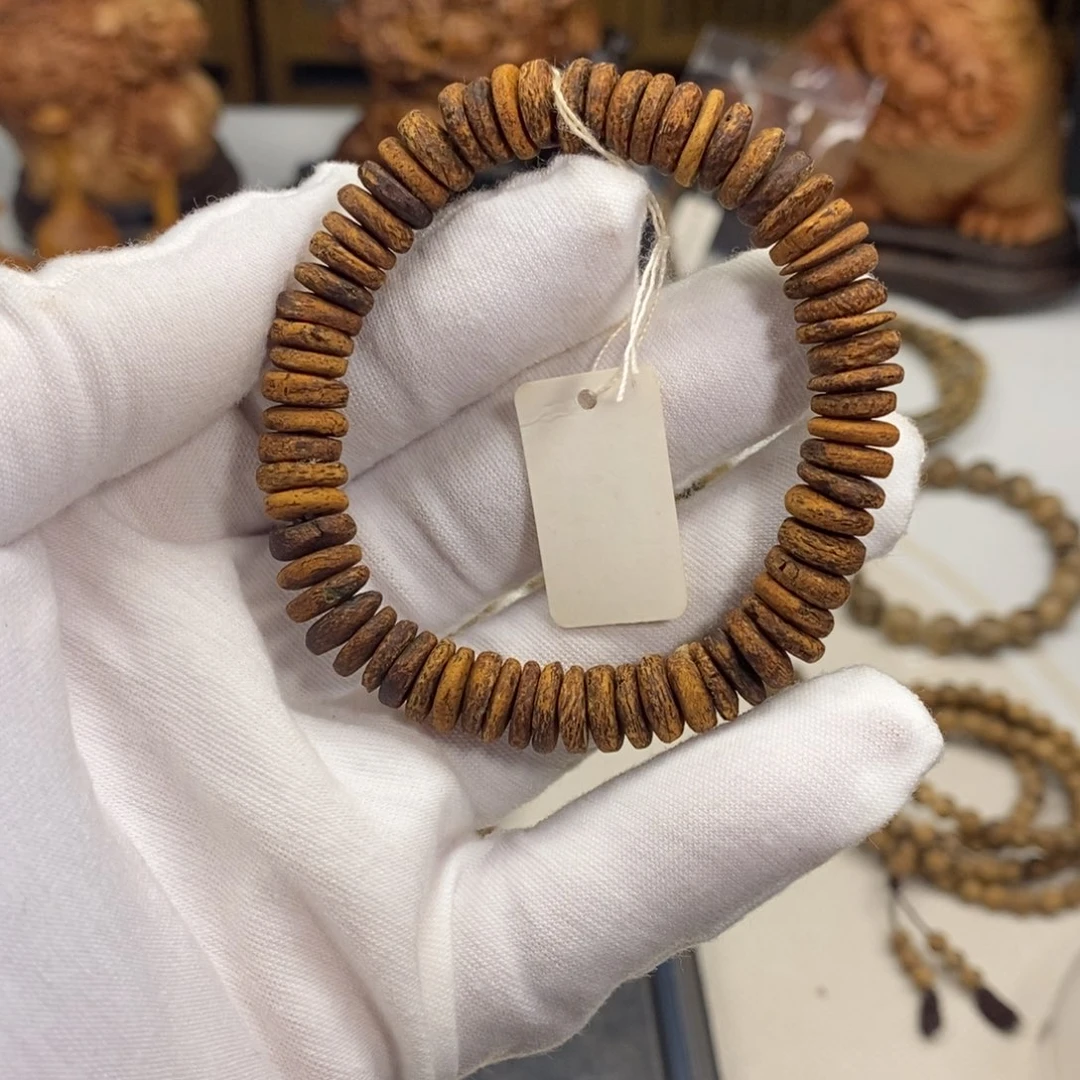 沉香手串斯里兰卡 土沉片片 5克