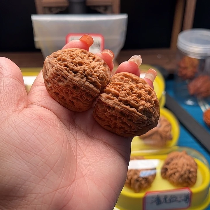 吊坠文玩核桃三角疆 全品