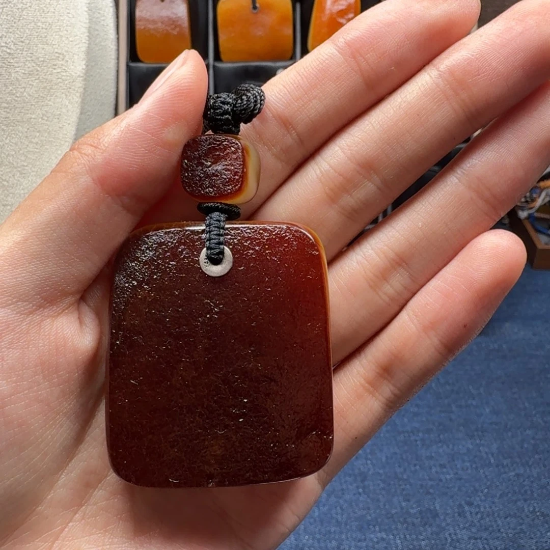 蜜蜡未镶嵌吊坠(赠链)