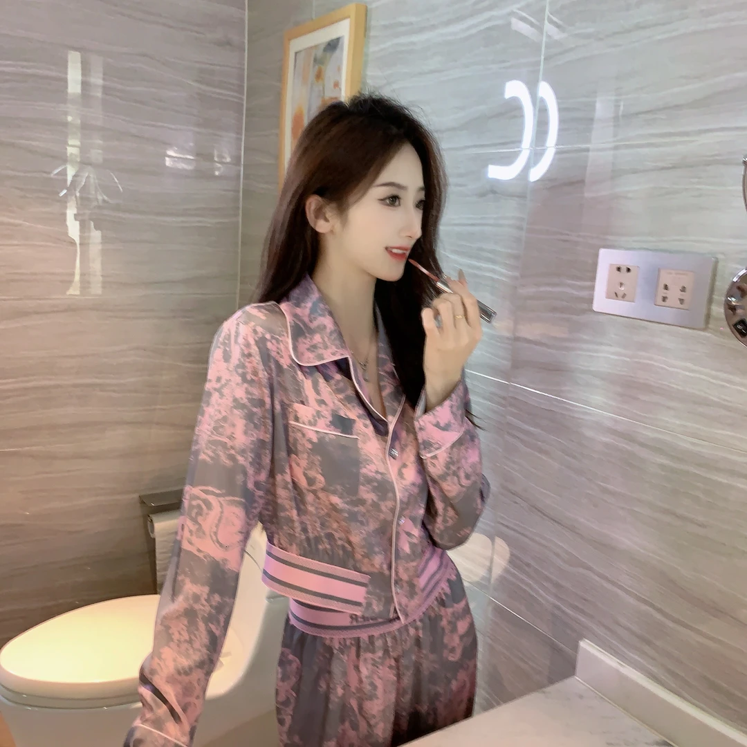 冰雪丝2025新款睡衣气质紫色丛林短款长袖长裤家居服收腰两件套