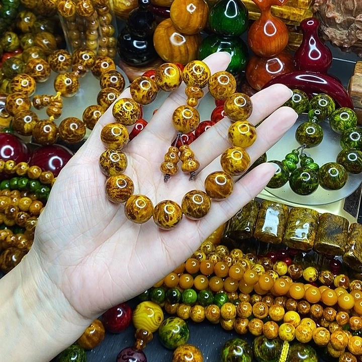 松木琥珀木文玩手串