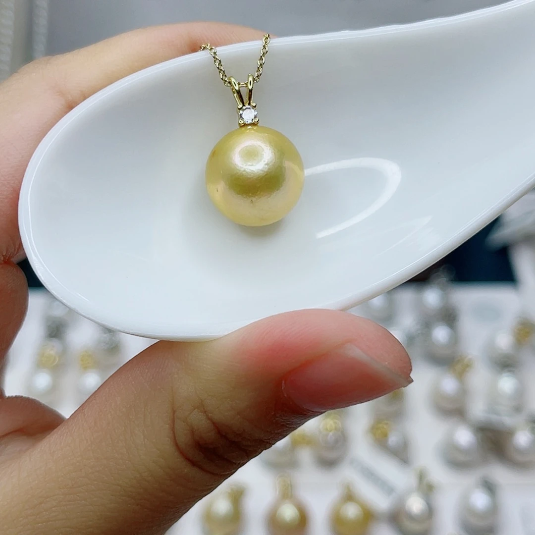 淡水珍珠合金吊坠(赠链)