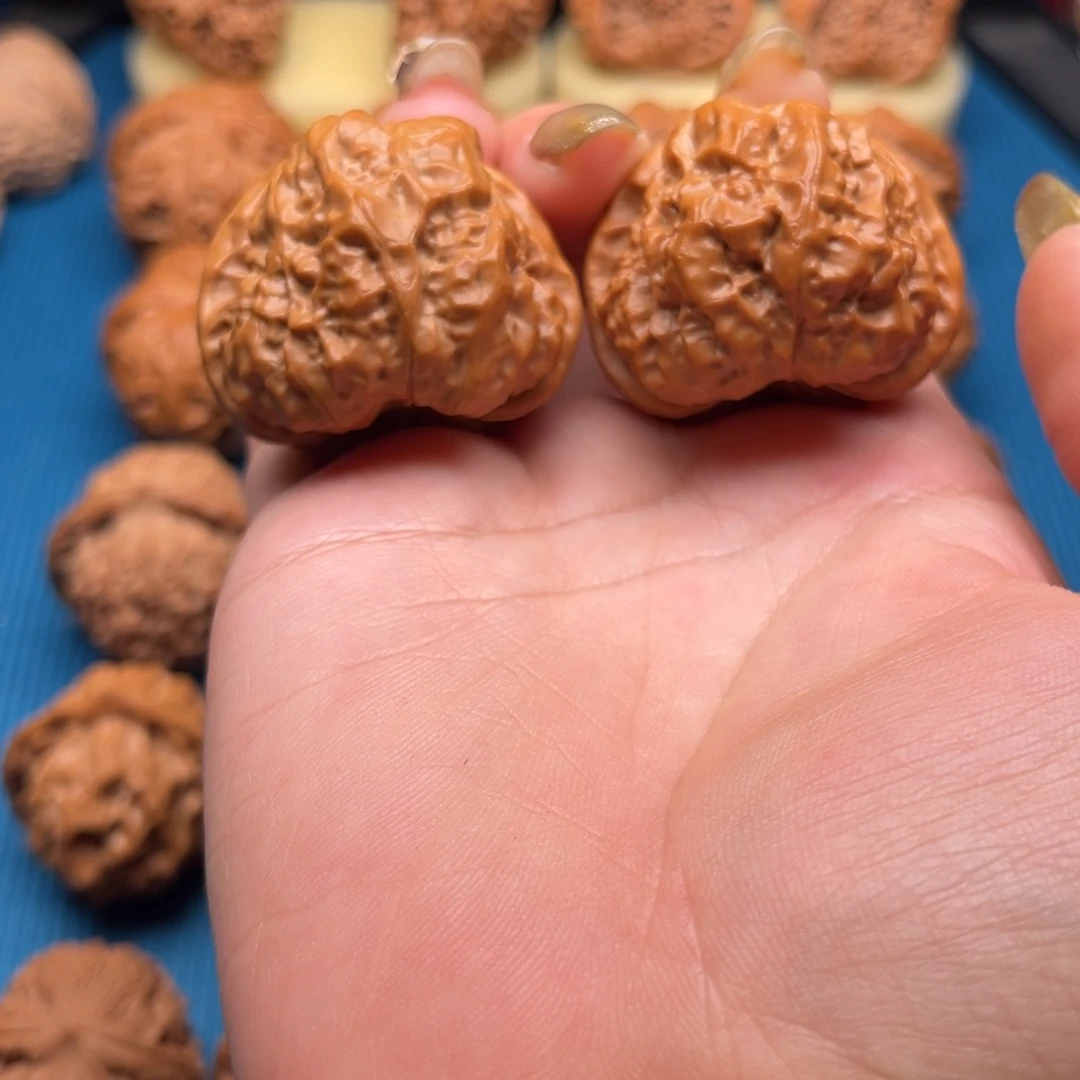 桃核吊坠40蛤蟆文玩核桃