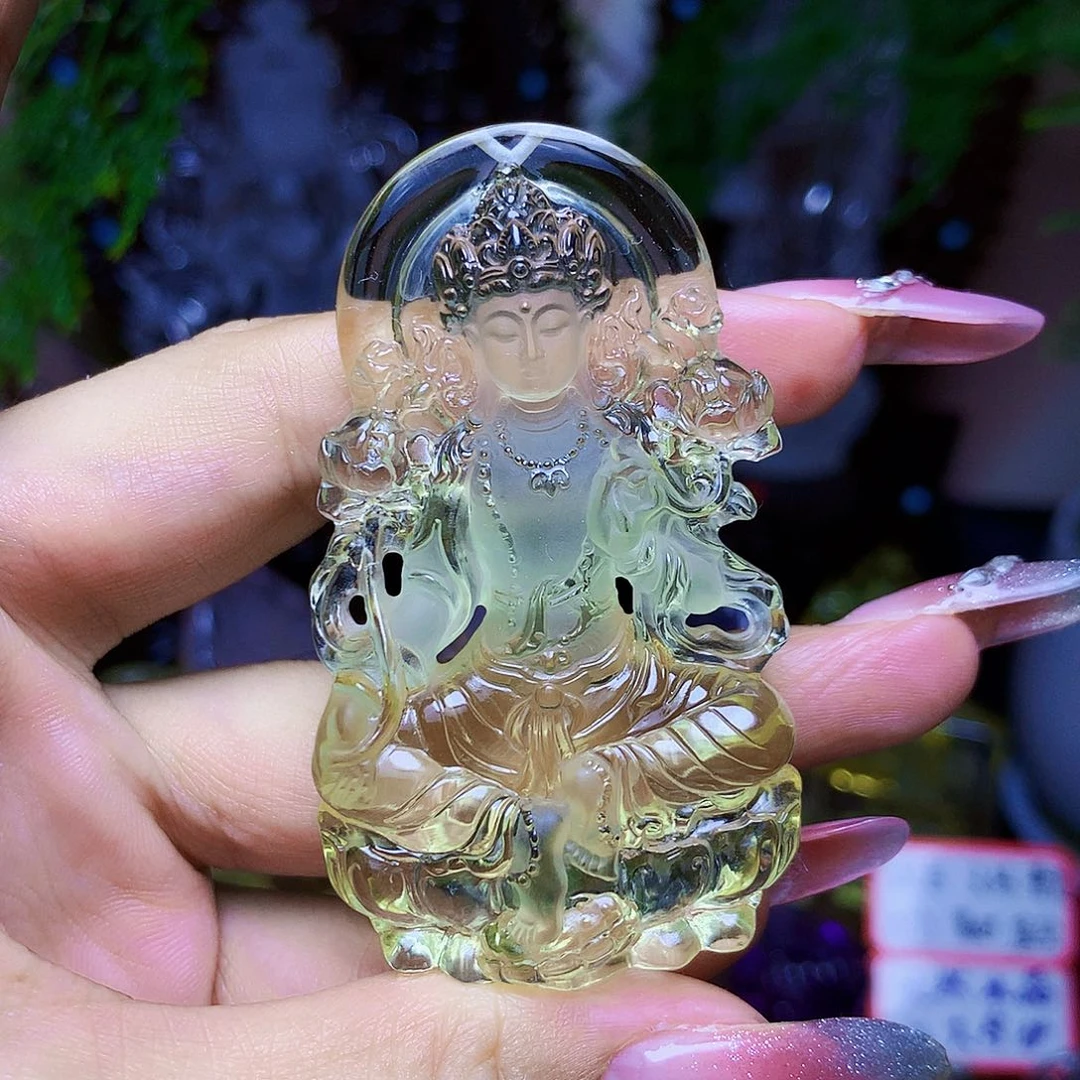 未镶嵌颈饰水晶?**?，