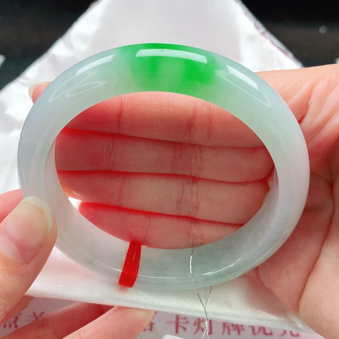 未镶嵌手镯翡翠57圈（高货微瑕漏）