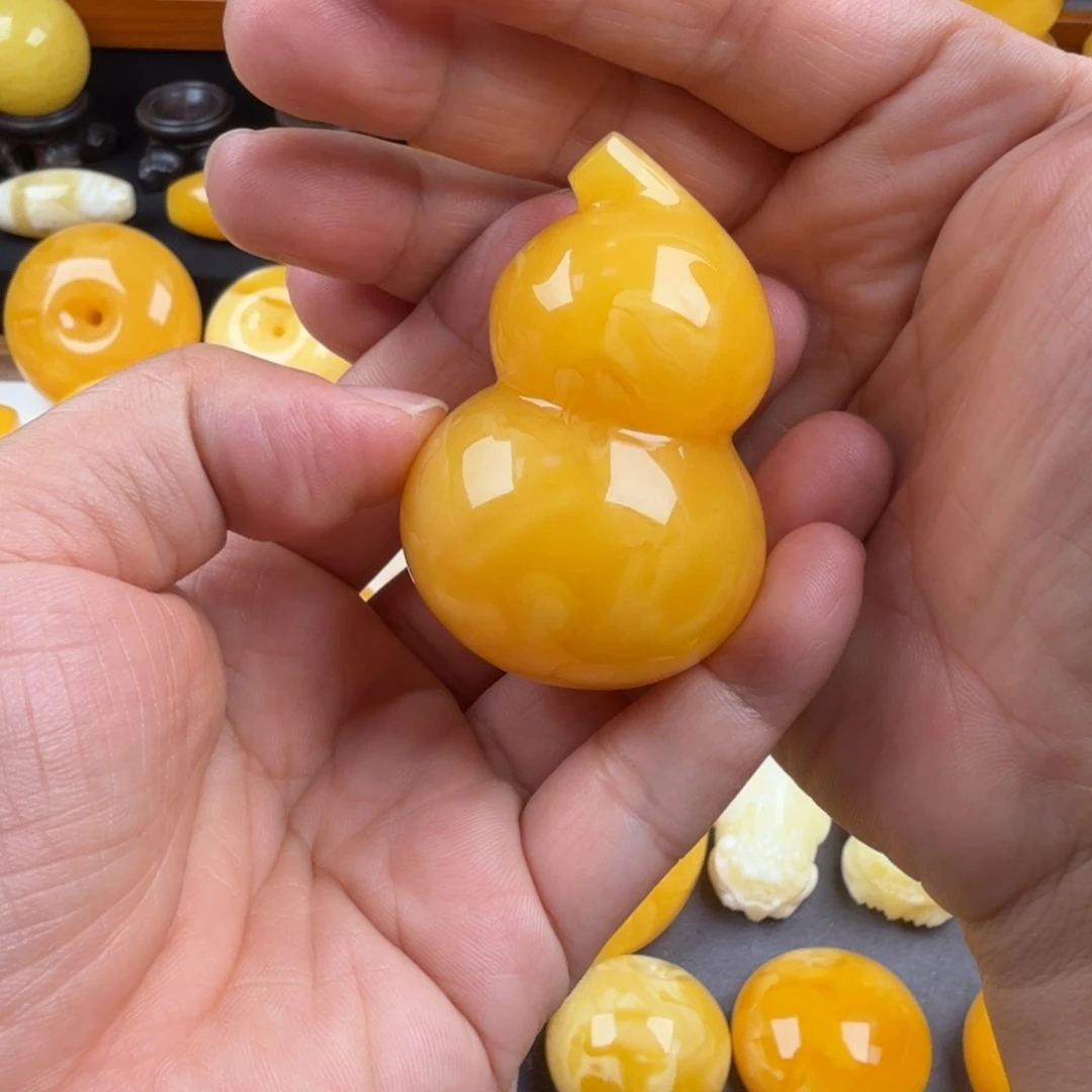 琥珀未镶嵌颈饰纯天然琥珀蜜蜡