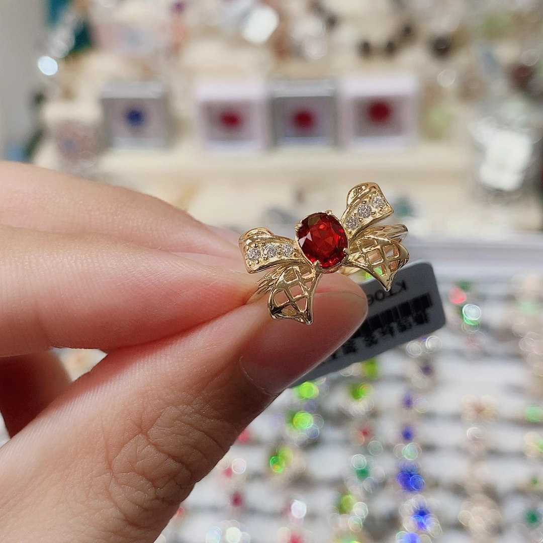 戒指戒指银S925镶嵌尖晶石