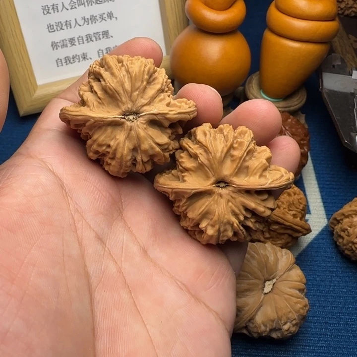 文玩核桃把件文玩核桃手把件