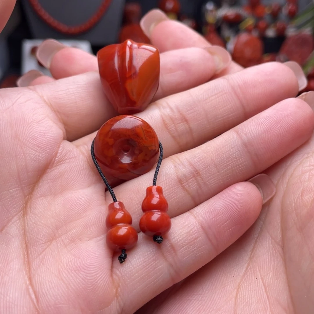 【闪购商品】南红玛瑙配饰4个未镶嵌呼**嘿