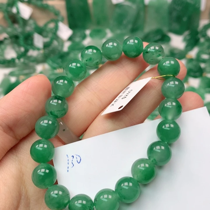 石英质玉项圈未镶嵌