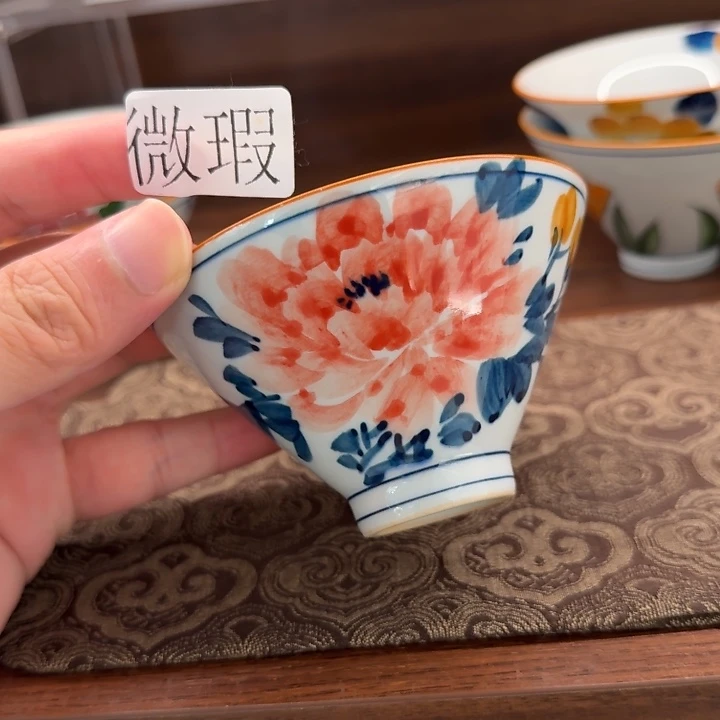 釉下手绘茶具微瑕