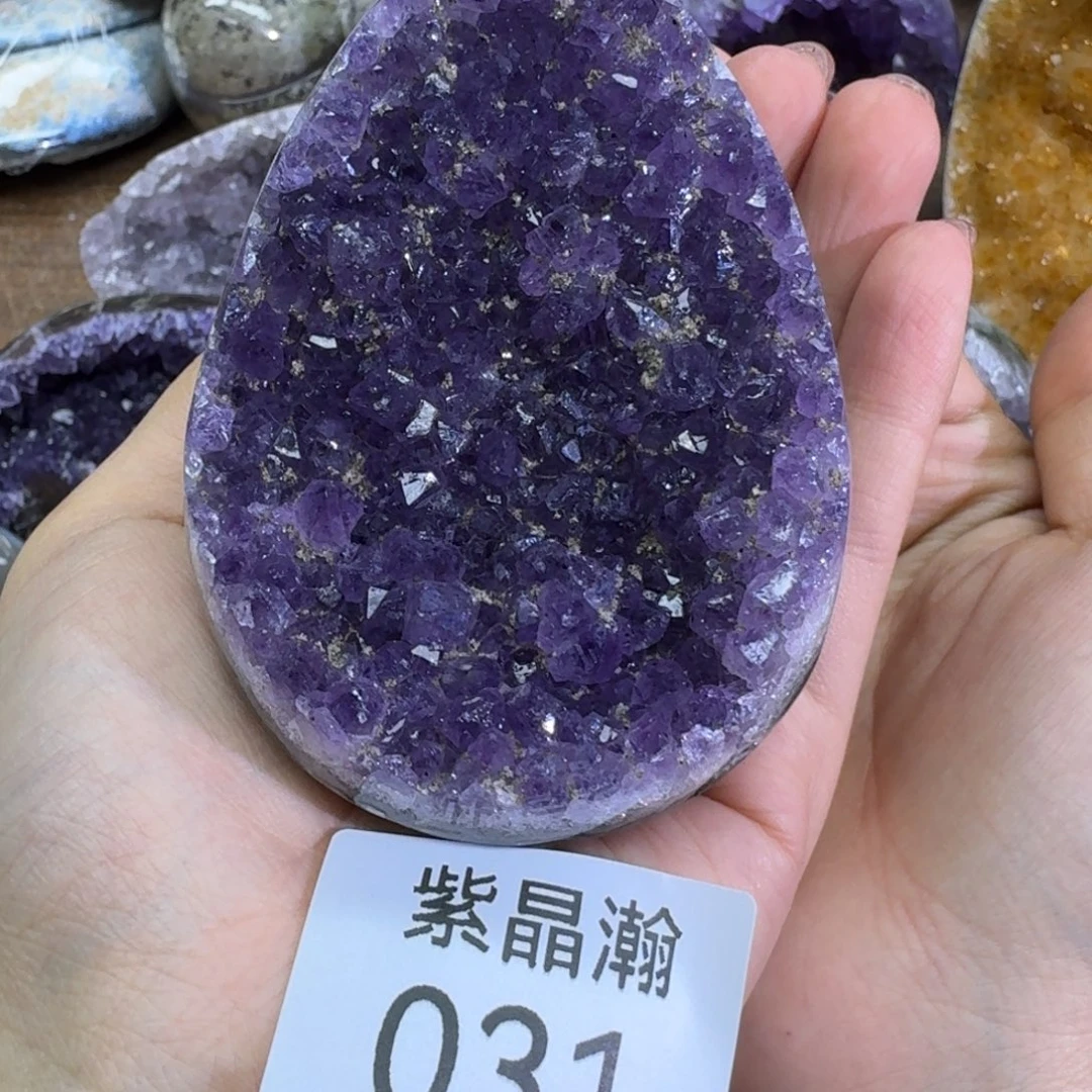 未镶嵌水晶大型摆件（非配饰）