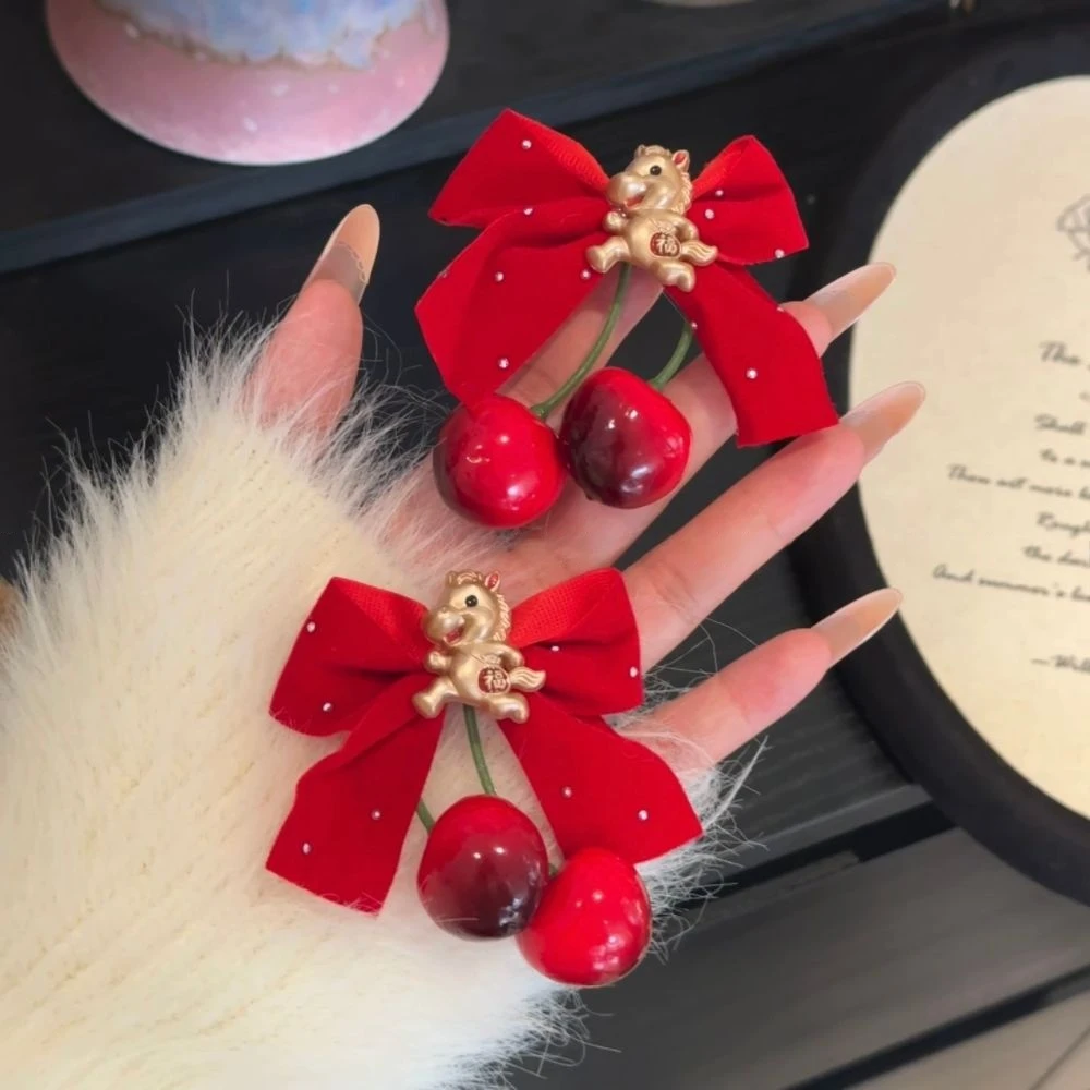 红色喜庆新年樱桃蝴蝶结发夹2026新款马年发卡刘海侧边夹过年发饰
