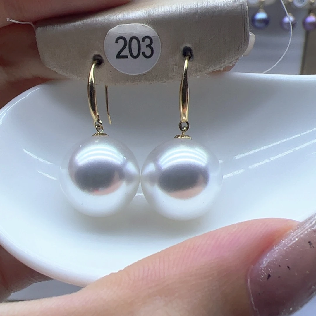 18K金镶嵌淡水珍珠耳饰