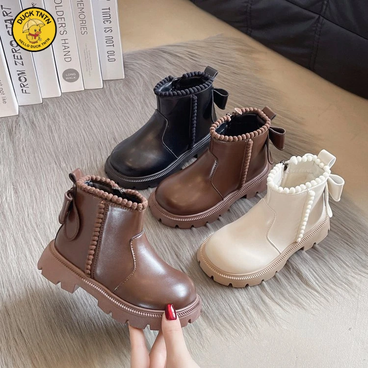 女童靴子公主鞋2025秋冬软底小英伦风新款洋气马丁靴加绒保暖靴