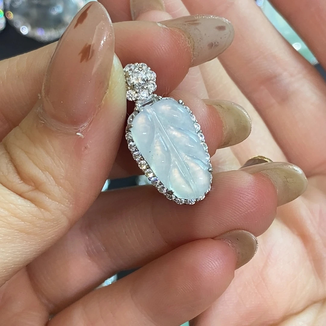 翡翠银S925镶嵌颈饰天然翡翠