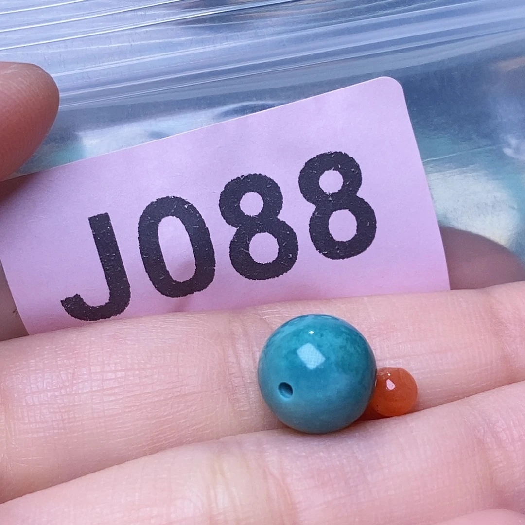 未镶嵌南红玛瑙珠宝奇石