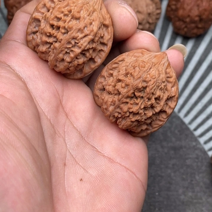 文玩核桃把件满天星