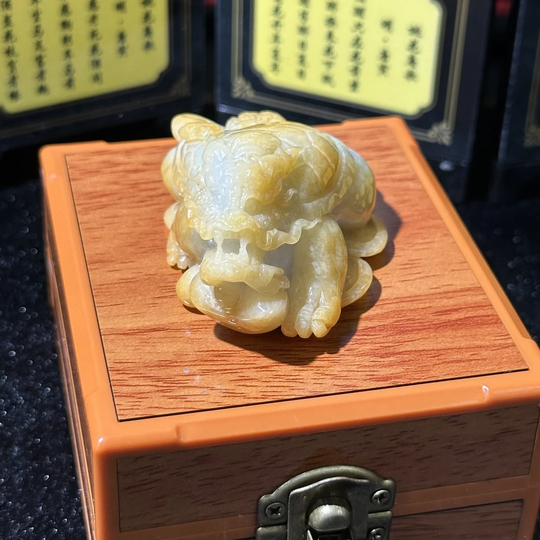5218-天然翡翠-玄武