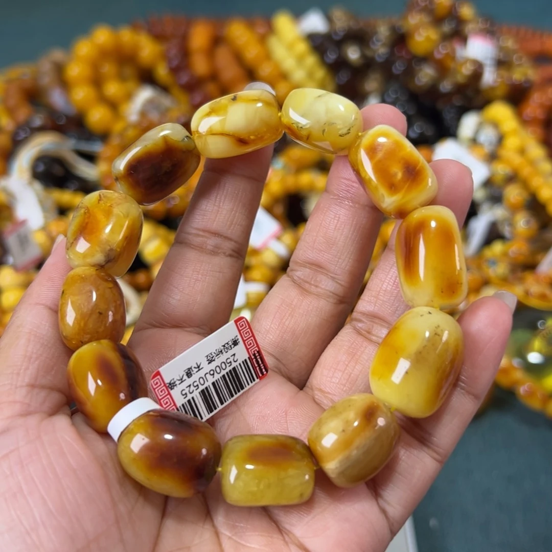 未镶嵌琥珀珠宝奇石59
