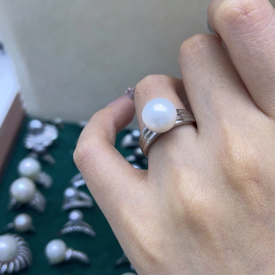 银S925镶嵌淡水珍珠戒指