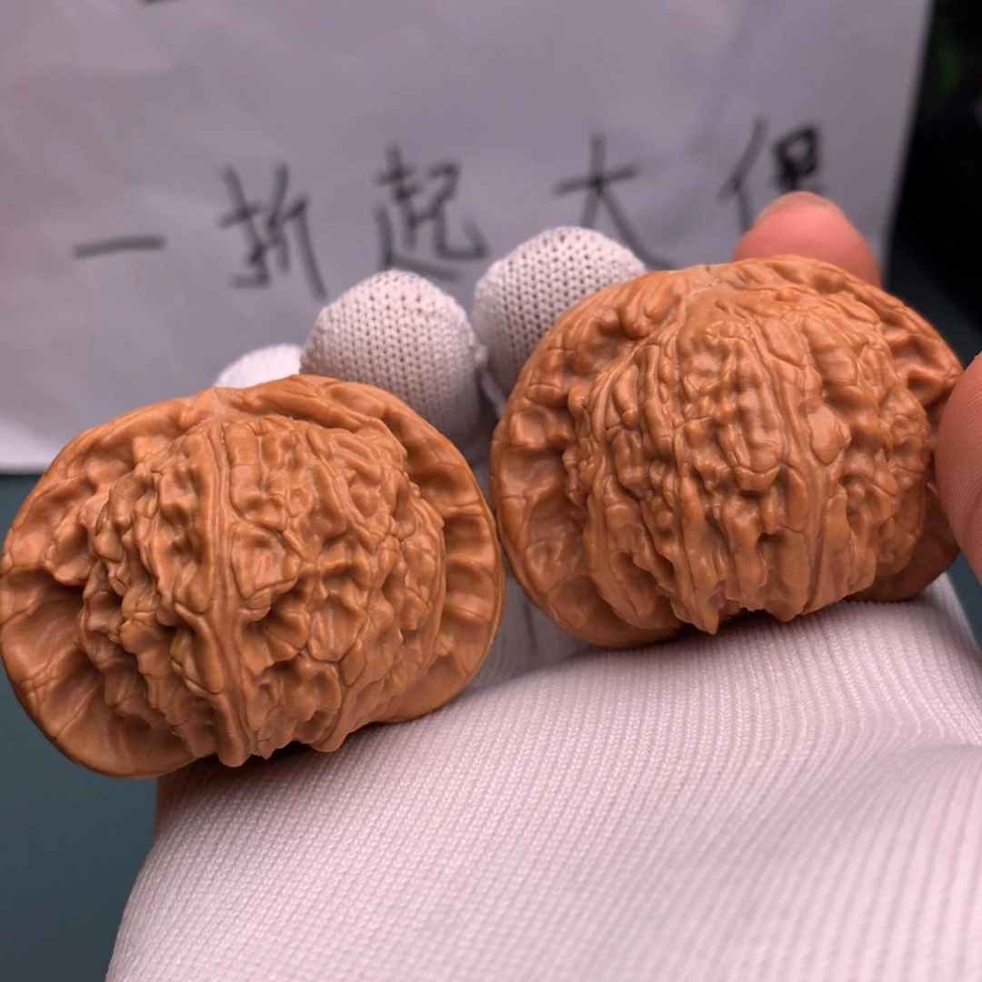 杰***傅文玩核桃吊坠白狮48