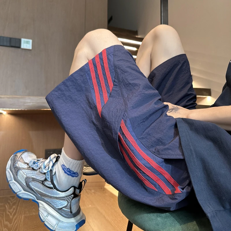 美式三条杠速干短裤夏季薄款透气五分裤子男款宽松休闲沙滩运动裤
