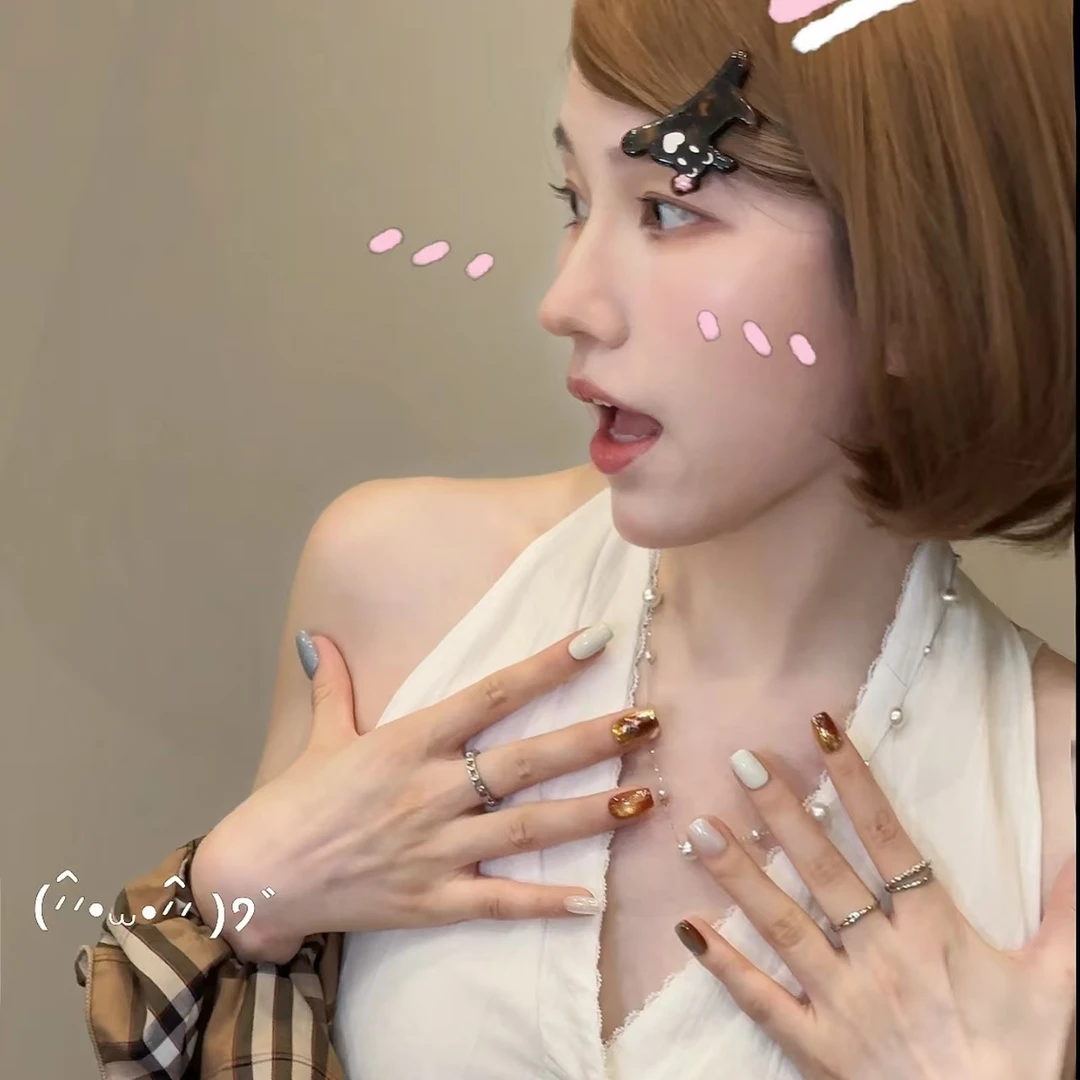 Tuge Nail“罗兰风尚”设计师高定高级感原创小众设计师美甲玫瑰