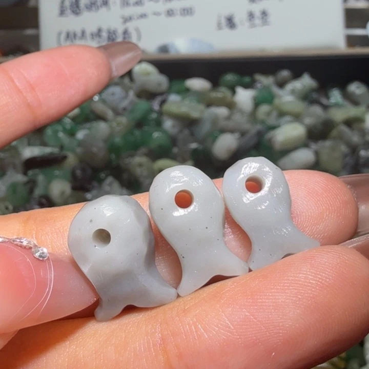 和田玉未镶嵌珠宝半成品
