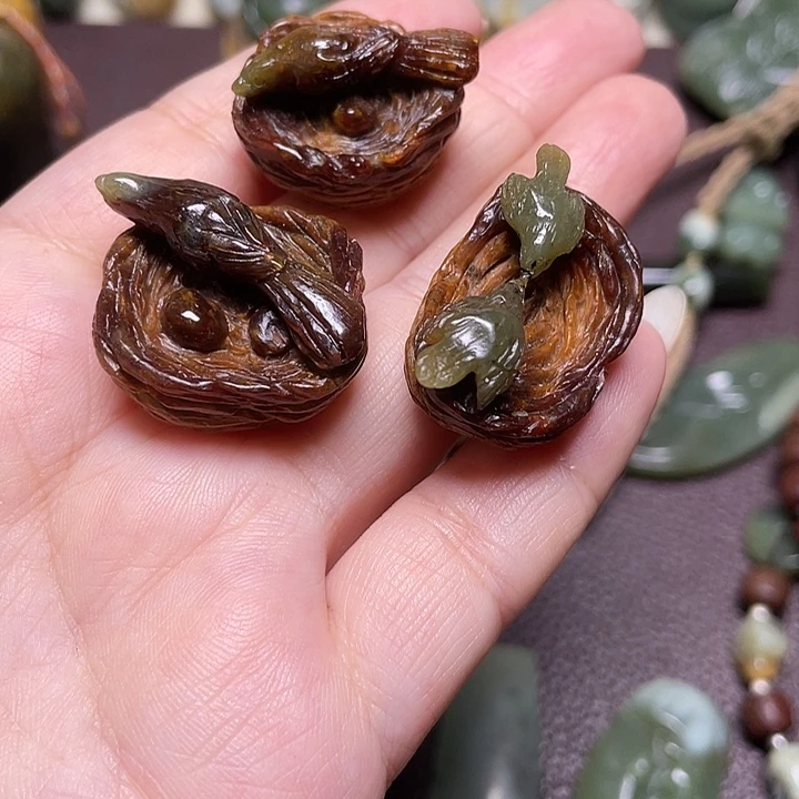 风***断岫岩河磨玉（透闪石质玉）未镶嵌颈饰