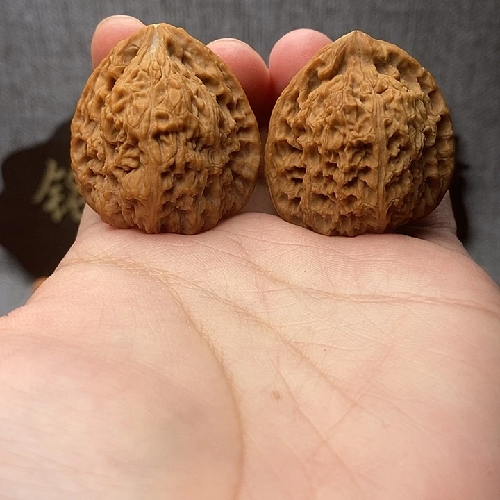 文玩核桃吊坠涿鹿南疆石