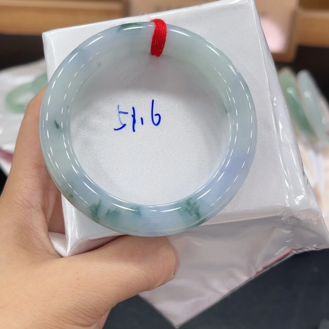 未镶嵌手镯翡翠翡翠