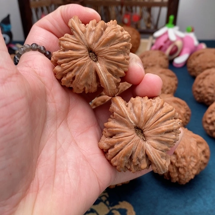 文玩核桃把件四座楼45