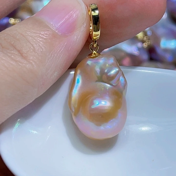 颈饰未镶嵌淡水珍珠