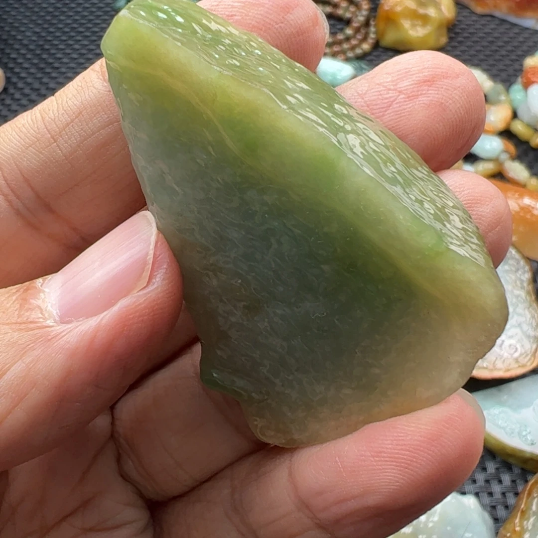 翡翠裸石缅甸翡翠