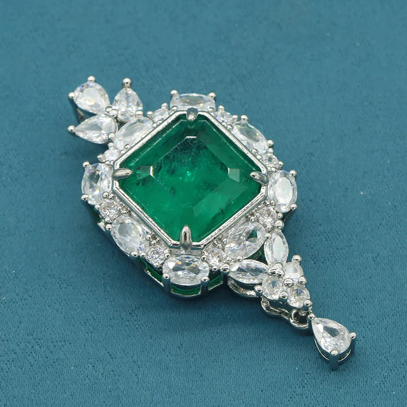 【高级定制】收藏级轻奢时尚设计吊坠w736