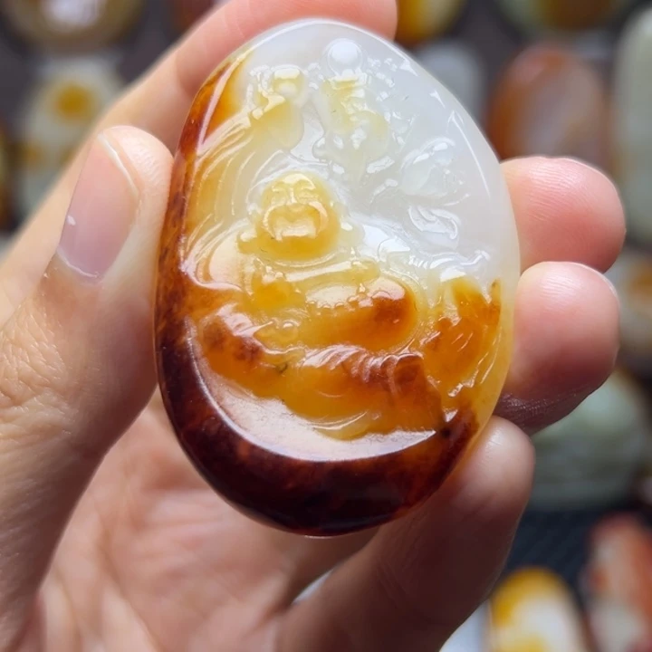 和田玉未镶嵌颈饰